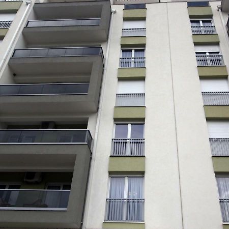 It Apartment Требине Екстериор снимка