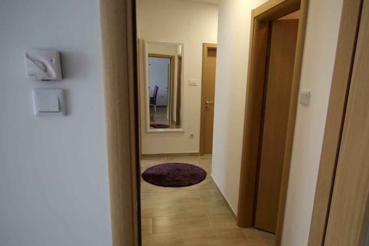 It Apartment Требине Екстериор снимка